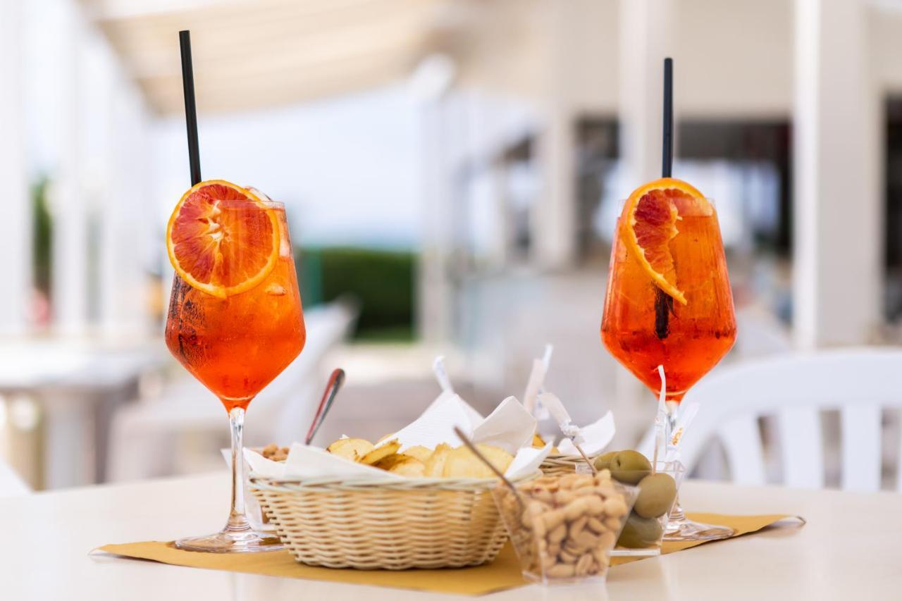 Villaggio Torre Marina Marina di Massa Dış mekan fotoğraf